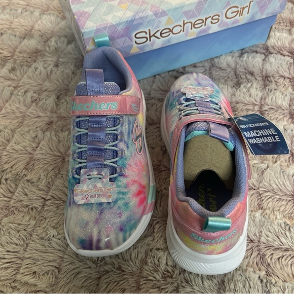 SKECHERS Girl  Tye Dye Sneakers size 2 - Picture 2 of 6
